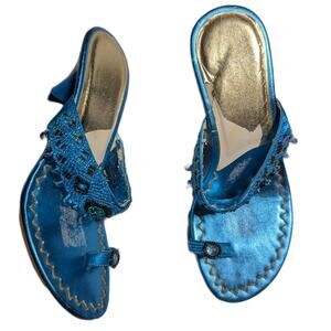 Vtg Y2K Blue Metallic Faux Leather Boho Beaded Toe Loop Kitten Heel Sands Sz 6
